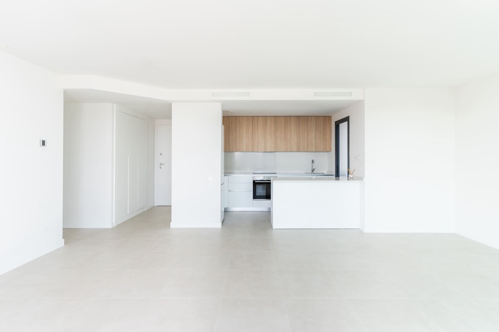 3 soveværelse Penthouse til salg i Estepona med swimmingpool garage - € 760.000 (Ref: 9245944)