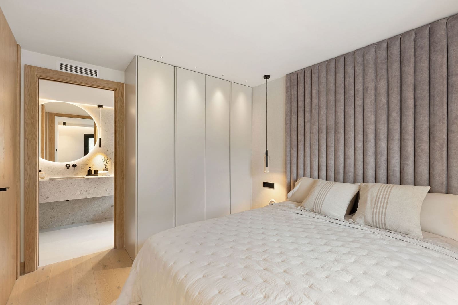 3 Zimmer Apartment zu verkaufen in Marbella mit Pool Garage - 995.000 € (Ref: 9245948)