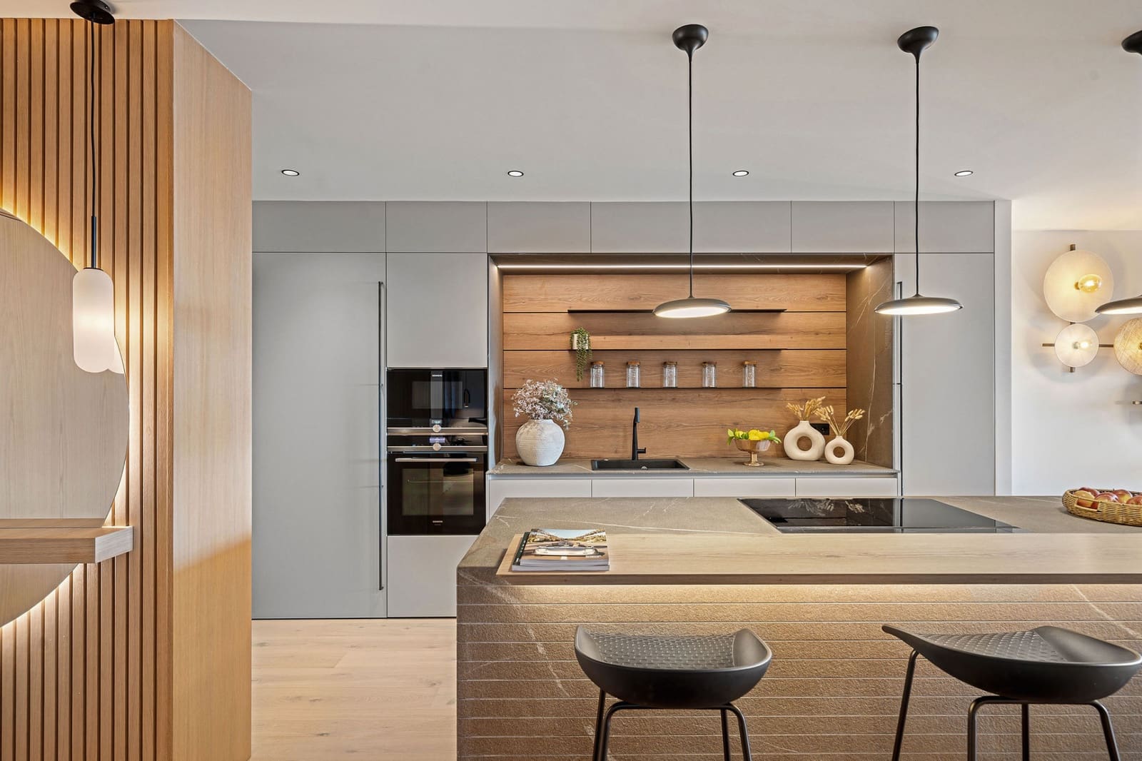 3 Zimmer Apartment zu verkaufen in Marbella mit Pool Garage - 995.000 € (Ref: 9245948)