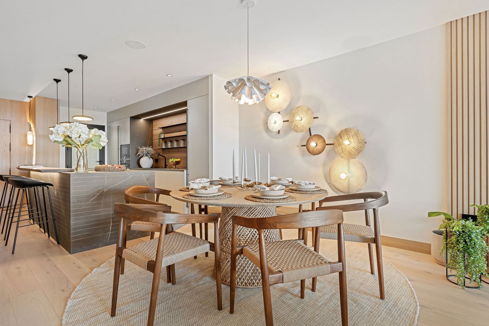 3 Zimmer Apartment zu verkaufen in Marbella mit Pool Garage - 995.000 € (Ref: 9245948)