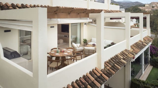 3 soverom Leilighet til salgs i Marbella med svømmebasseng garasje - € 995 000 (Ref: 9245948)