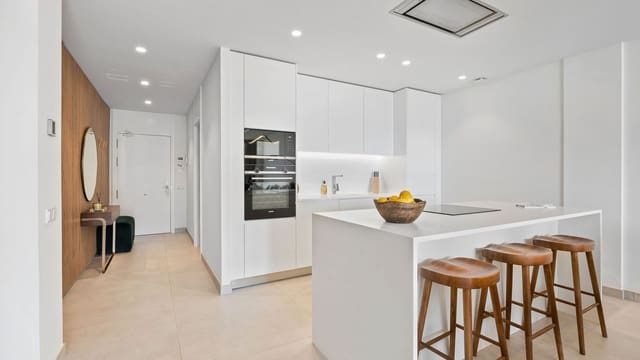 3 soverom Leilighet til salgs i Marbella med svømmebasseng garasje - € 898 000 (Ref: 9245949)