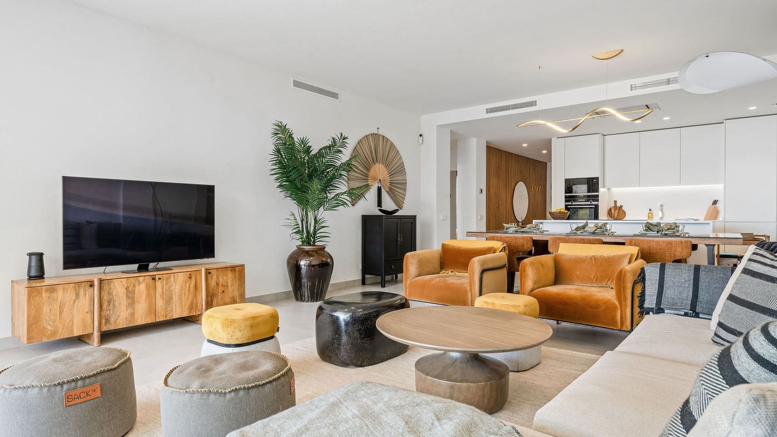 3 bedroom Apartment for sale in Marbella with pool garage - € 898,000 (Ref: 9245949)