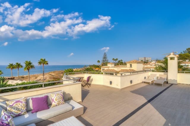 5 bedroom Villa for sale in Marbella with pool garage - € 3,950,000 (Ref: 9245951)