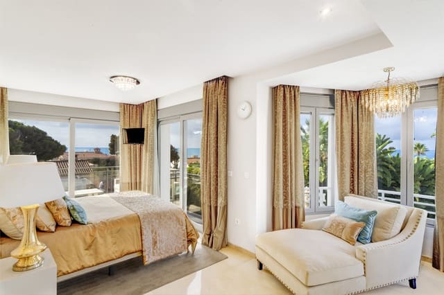 5 bedroom Villa for sale in Marbella with pool garage - € 3,950,000 (Ref: 9245951)