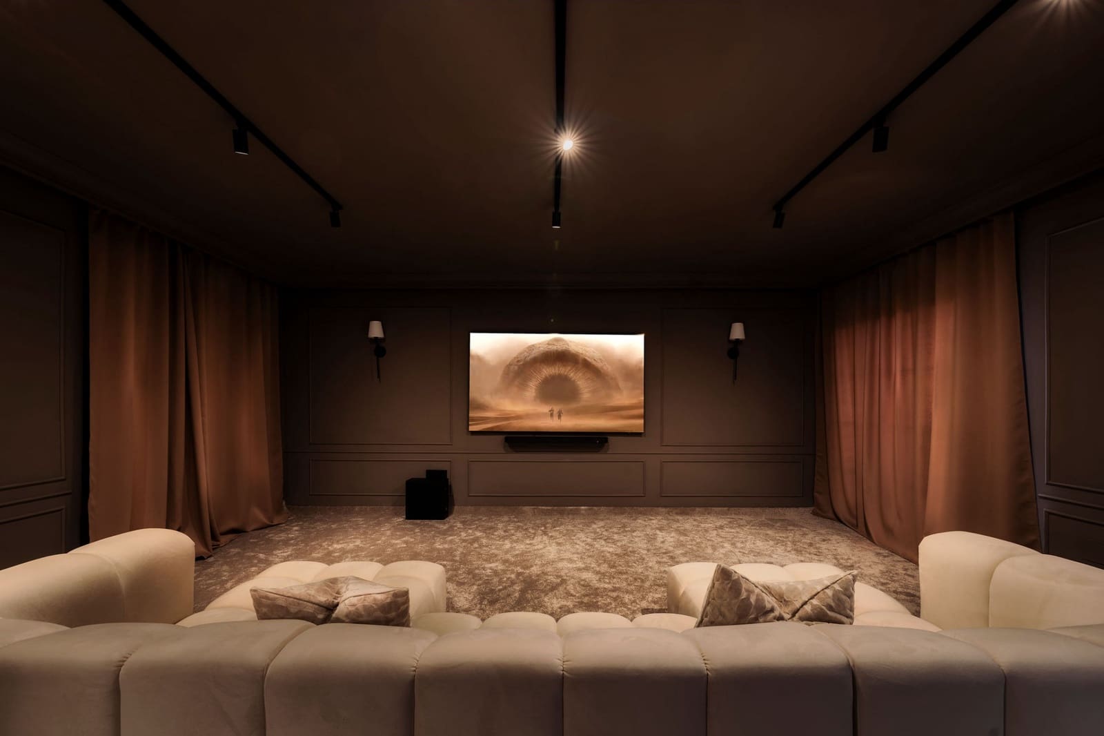 Chalet de 5 habitaciones en Estepona en venta con piscina garaje - 2.795.000 € (Ref: 9245953)