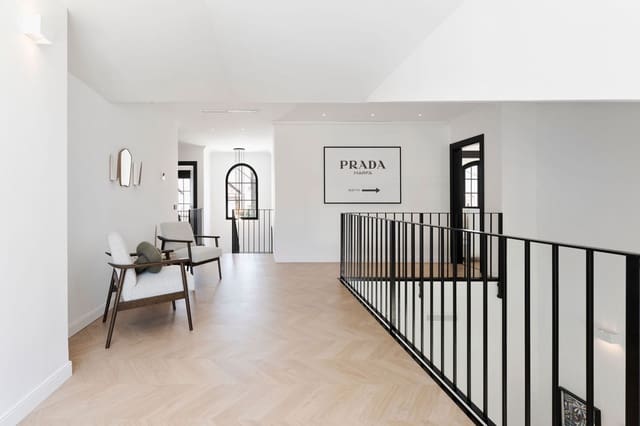 Chalet de 5 habitaciones en Estepona en venta con piscina garaje - 2.795.000 € (Ref: 9245953)