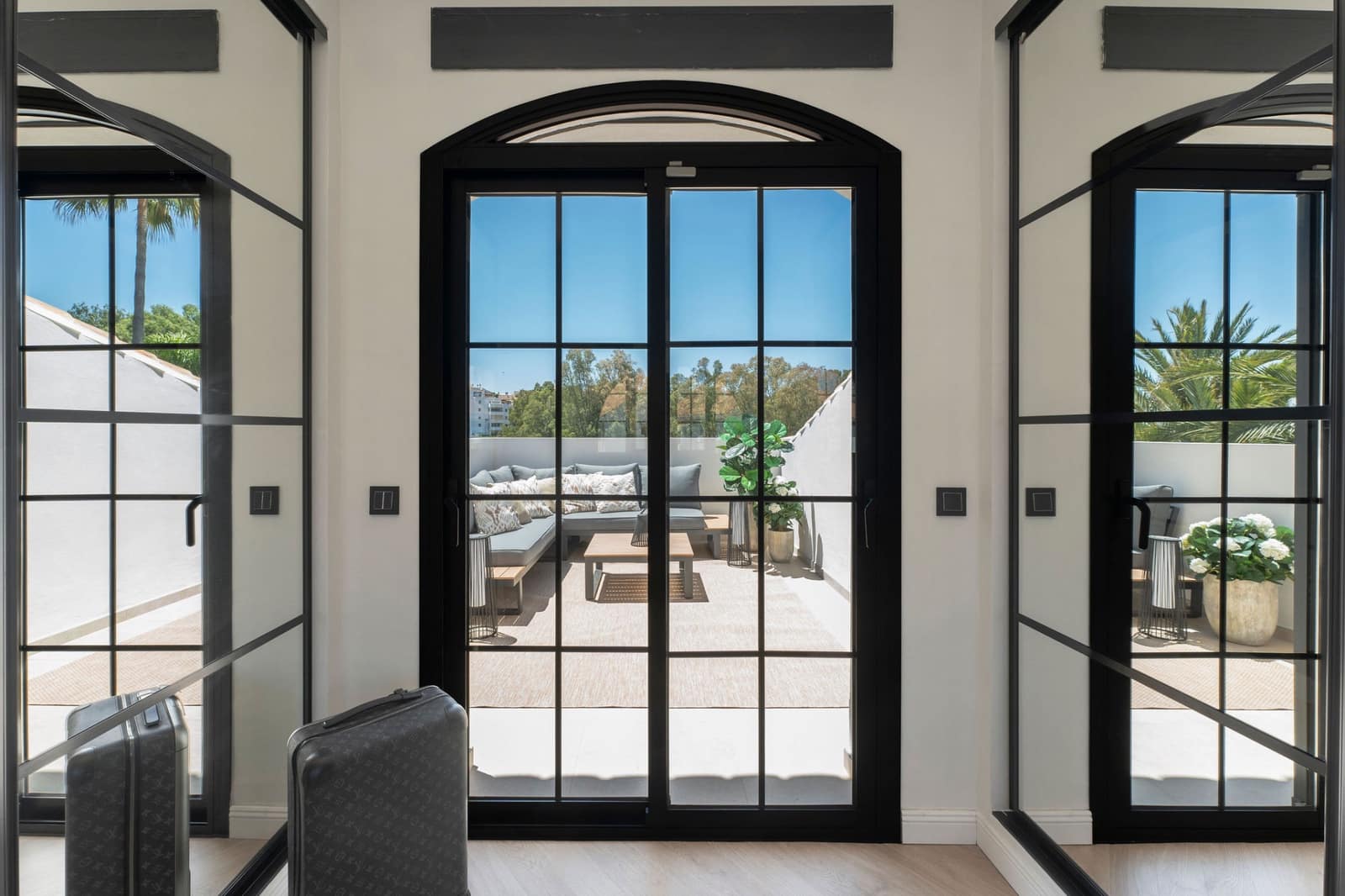 Chalet de 5 habitaciones en Estepona en venta con piscina garaje - 2.795.000 € (Ref: 9245953)