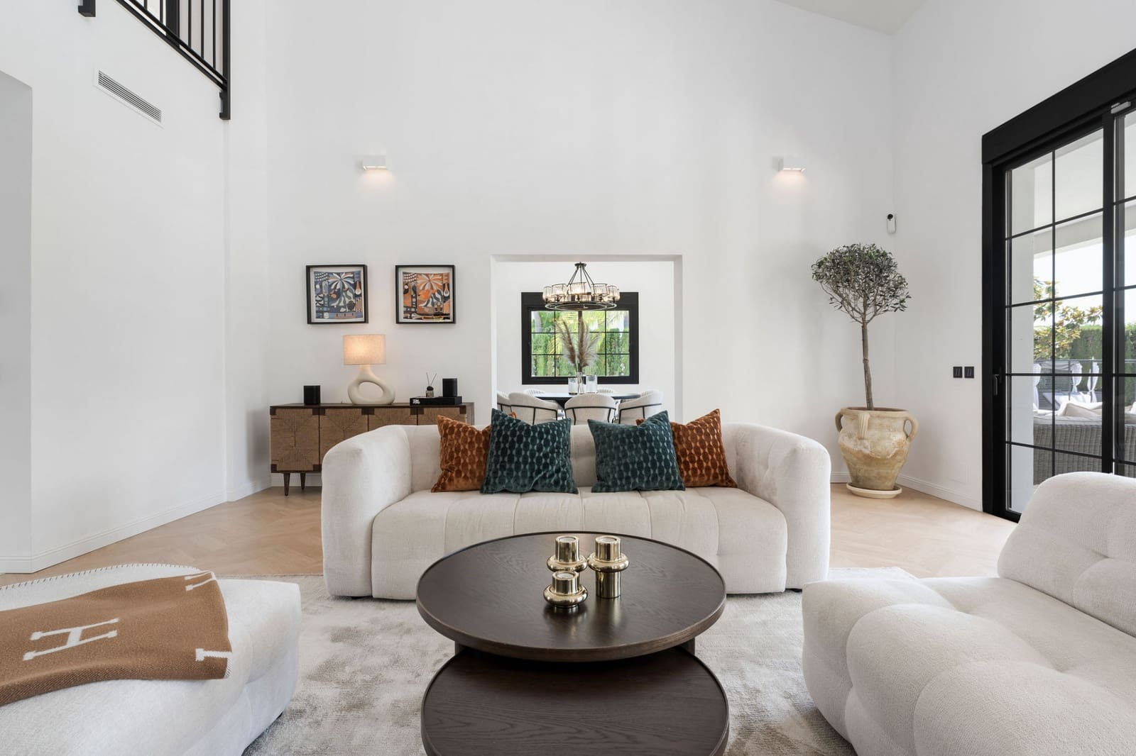 Chalet de 5 habitaciones en Estepona en venta con piscina garaje - 2.795.000 € (Ref: 9245953)