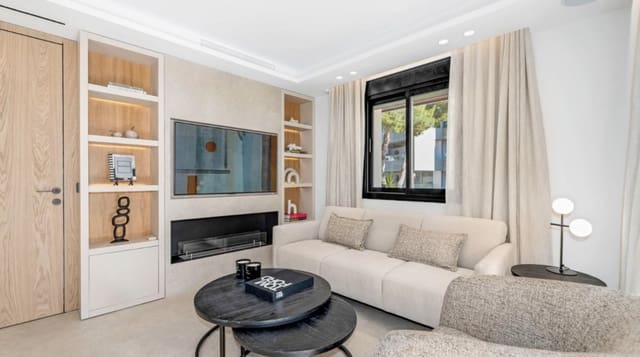 2 chambre Appartement à vendre à Puerto Banus, Marbella avec piscine - 749 000 € (Ref: 9245957)