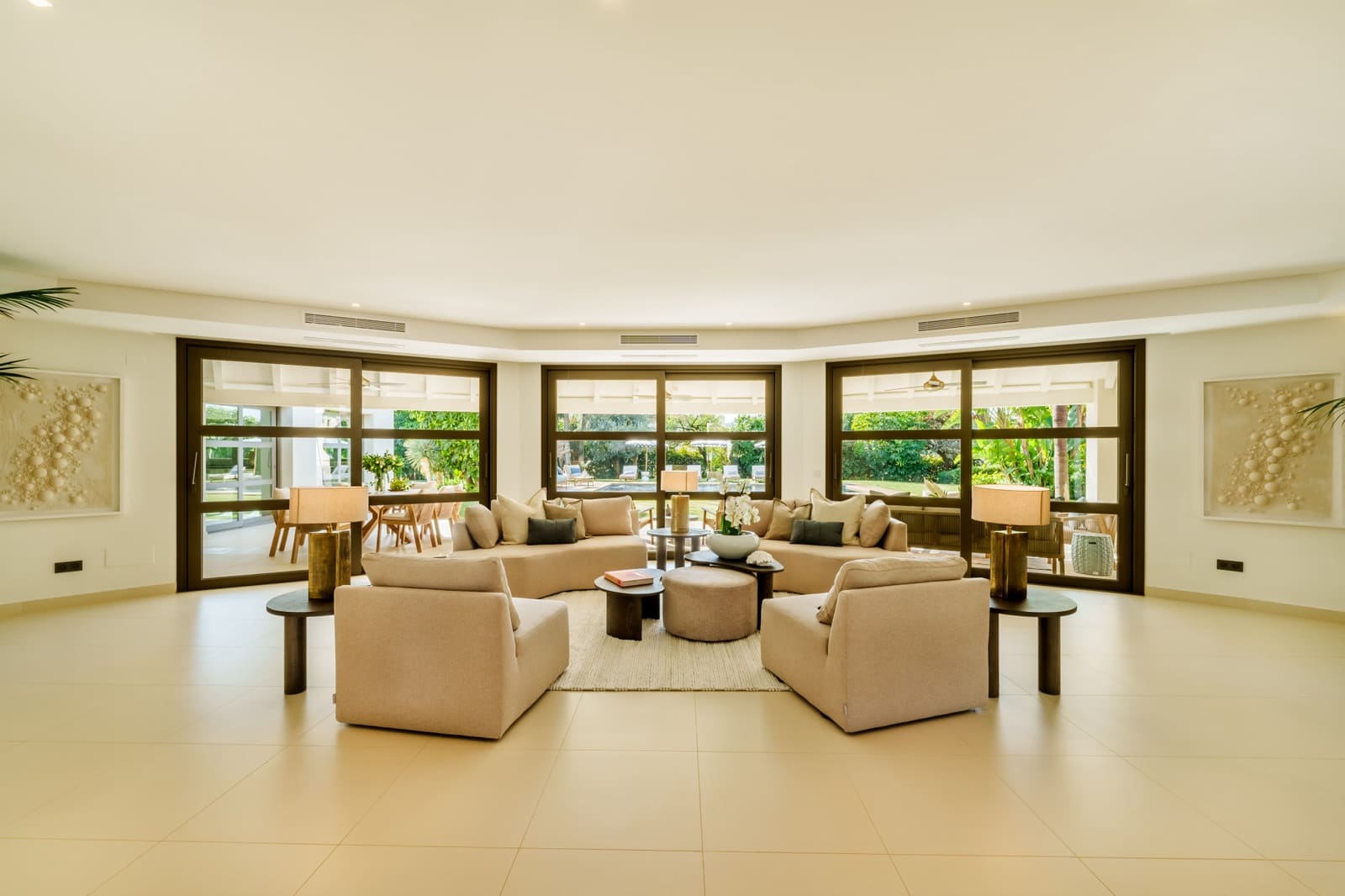 5 sypialnia Willa na sprzedaż w Marbella z basenem garażem - 7 500 000 € (Ref: 9245958)