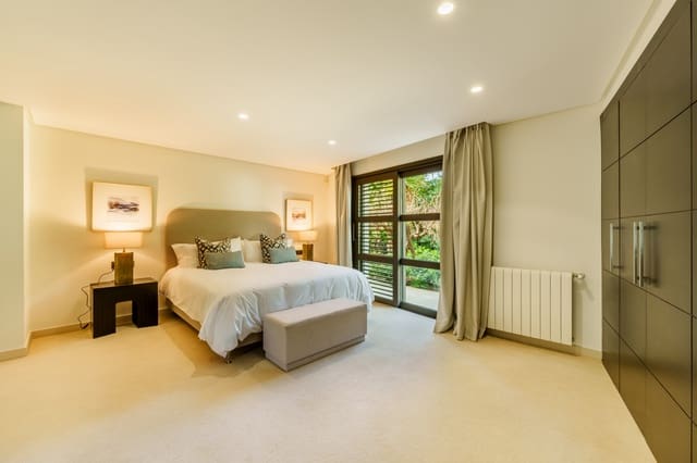 5 sypialnia Willa na sprzedaż w Marbella z basenem garażem - 7 500 000 € (Ref: 9245958)