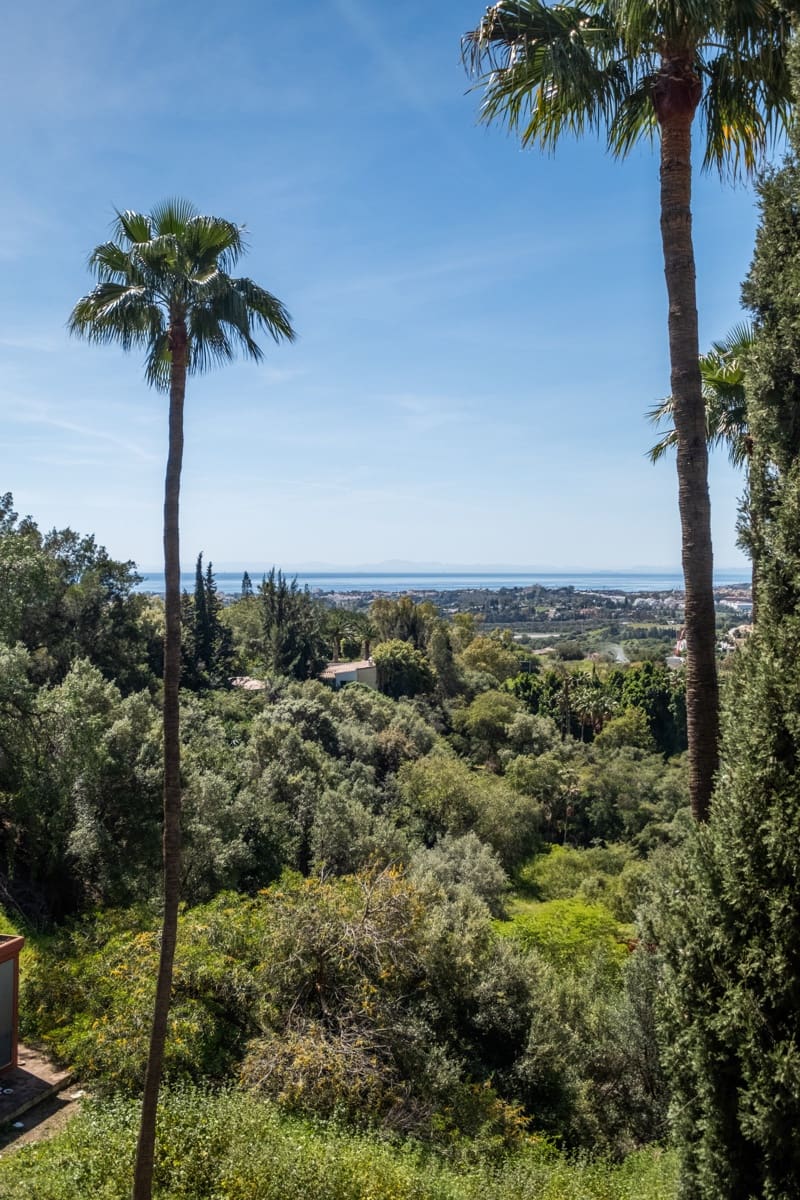 2 soverom Leilighet til salgs i Monte Halcones med svømmebasseng garasje - € 675 000 (Ref: 9245959)