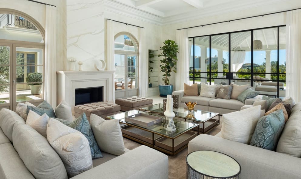 4 soveværelse Villa til salg i Estepona med swimmingpool garage - € 1.987.000 (Ref: 9245963)