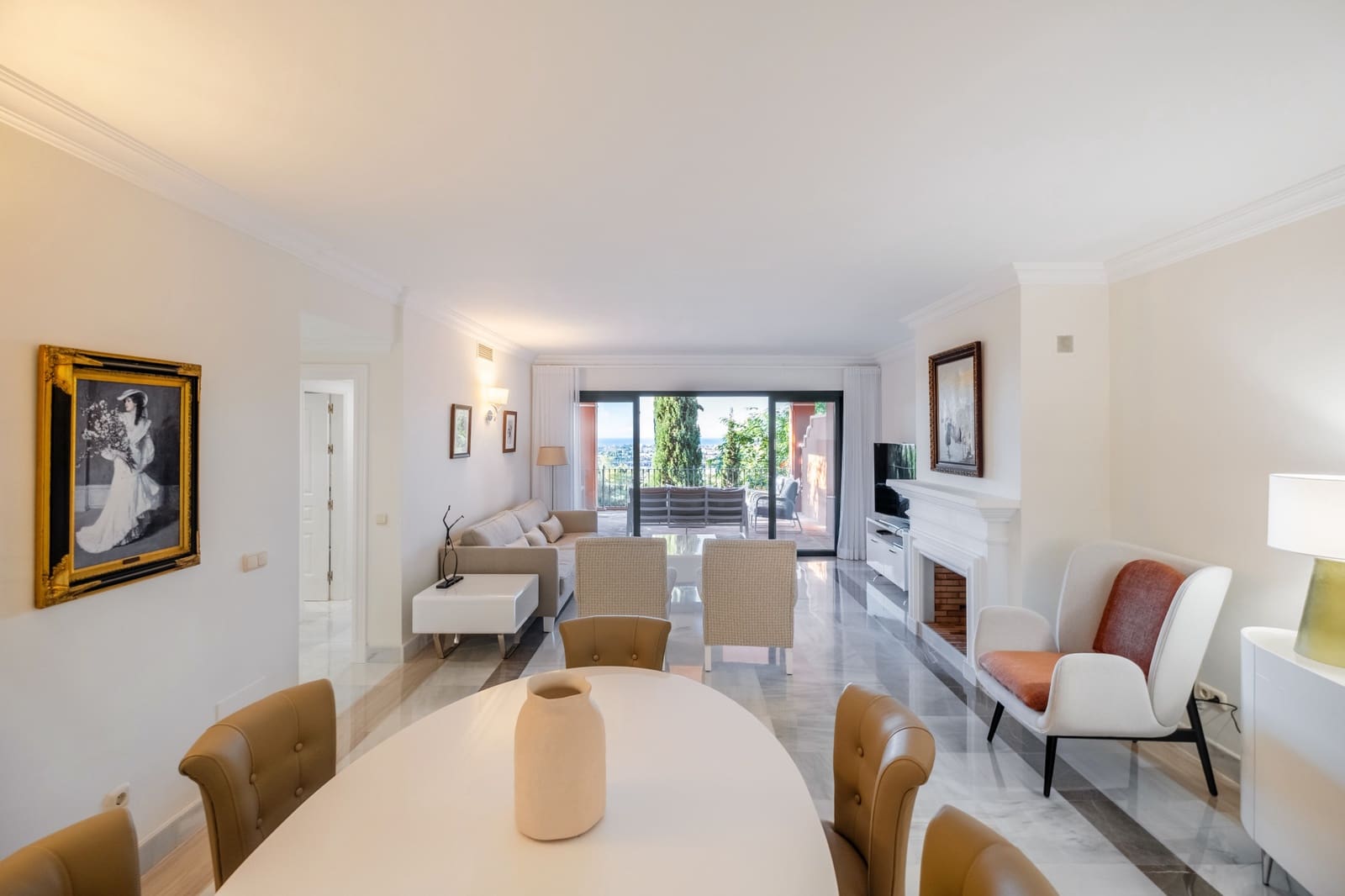 3 soverom Leilighet til salgs i Monte Halcones med svømmebasseng garasje - € 875 000 (Ref: 9245964)