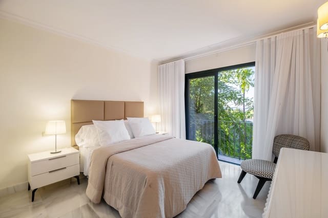 3 soveværelse Lejlighed til salg i Monte Halcones, Benahavís med swimmingpool garage - € 875.000 (Ref: 9245964)