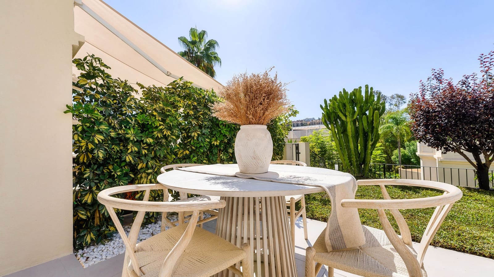 3 soverom Hus til salgs i Benahavis med svømmebasseng - € 1 195 000 (Ref: 9245971)