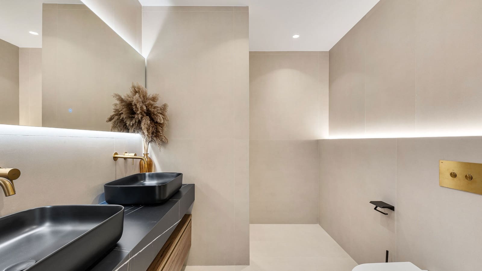 Casa de 3 habitaciones en Benahavís en venta con piscina - 1.195.000 € (Ref: 9245971)