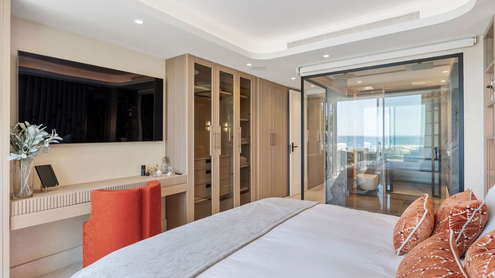 3 bedroom Apartment for sale in Marbella with pool garage - € 6,995,000 (Ref: 9245973)