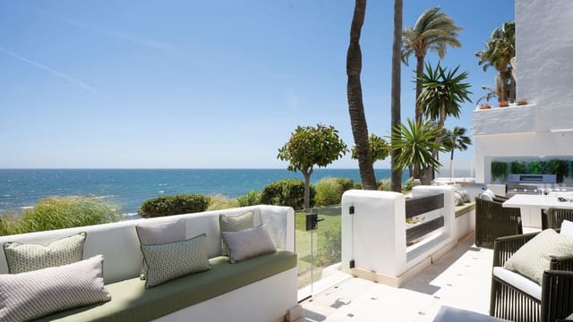 3 makuuhuone Huoneisto myytävänä paikassa Marbella mukana uima-altaan 
autotalli - 6 995 000 € (Ref: 9245973)