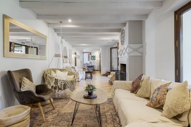 9 sypialnia Dom blizniak na sprzedaż w Cortes de la Frontera z basenem - 995 000 € (Ref: 9245975)