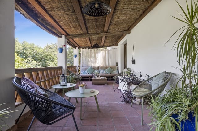 9 sypialnia Dom blizniak na sprzedaż w Cortes de la Frontera z basenem - 995 000 € (Ref: 9245975)