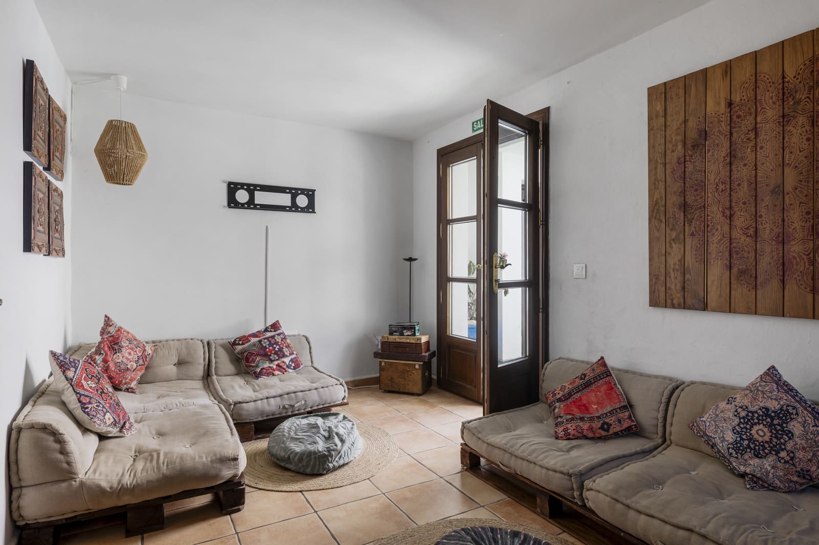 9 soveværelse Semi-Rækkehus til salg i Cortes de la Frontera med swimmingpool - € 995.000 (Ref: 9245975)