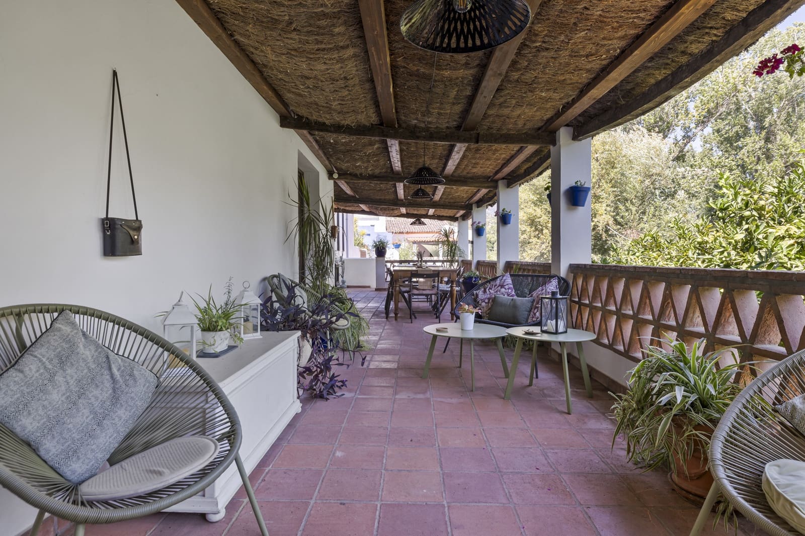 9 soveværelse Semi-Rækkehus til salg i Cortes de la Frontera med swimmingpool - € 995.000 (Ref: 9245975)