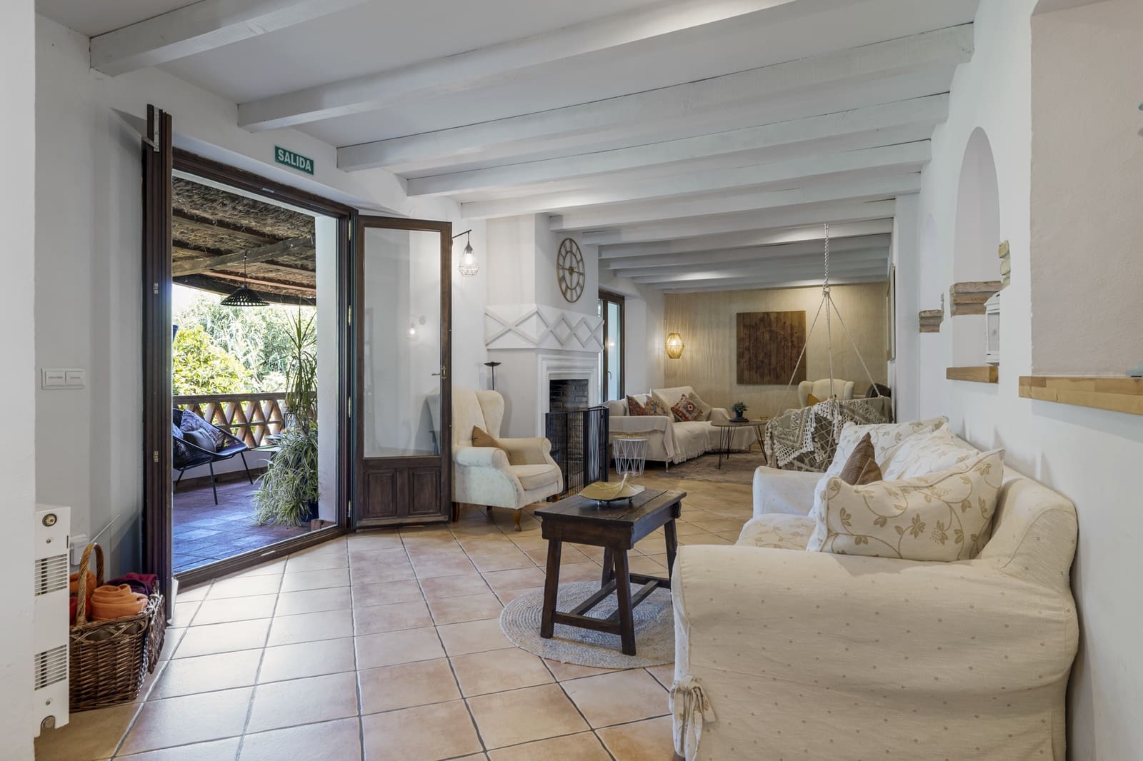 9 soveværelse Semi-Rækkehus til salg i Cortes de la Frontera med swimmingpool - € 995.000 (Ref: 9245975)