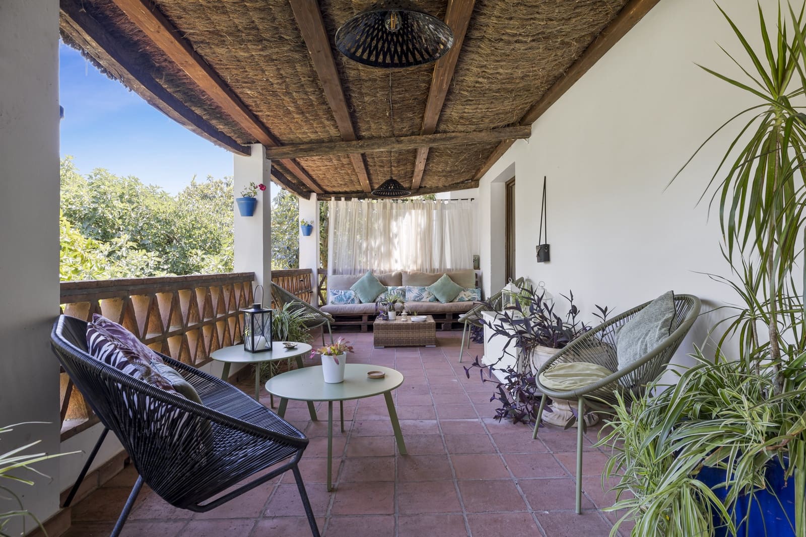 9 soveværelse Semi-Rækkehus til salg i Cortes de la Frontera med swimmingpool - € 995.000 (Ref: 9245975)