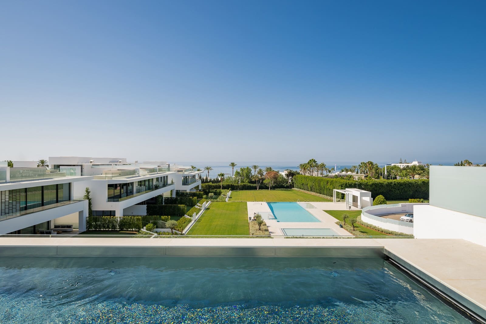 4 bedroom Semi-detached Villa for sale in Golden Mile with pool garage - € 7,900,000 (Ref: 9245976)