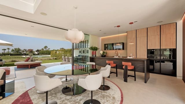 4 soverom Kjedet enebolig til salgs i Golden Mile, Marbella med svømmebasseng garasje - € 7 900 000 (Ref: 9245976)