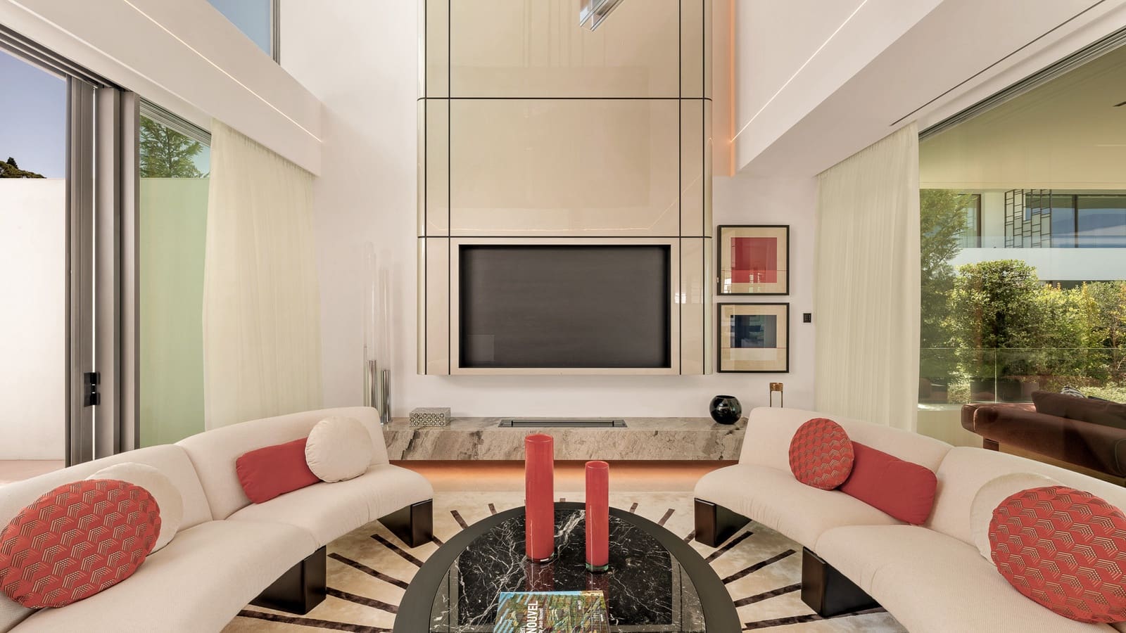 4 bedroom Semi-detached Villa for sale in Golden Mile with pool garage - € 7,900,000 (Ref: 9245976)