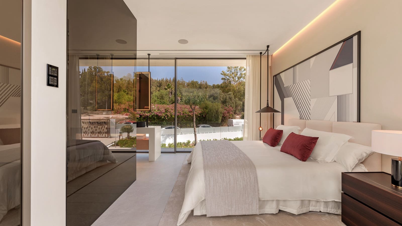 4 bedroom Semi-detached Villa for sale in Golden Mile with pool garage - € 7,900,000 (Ref: 9245976)