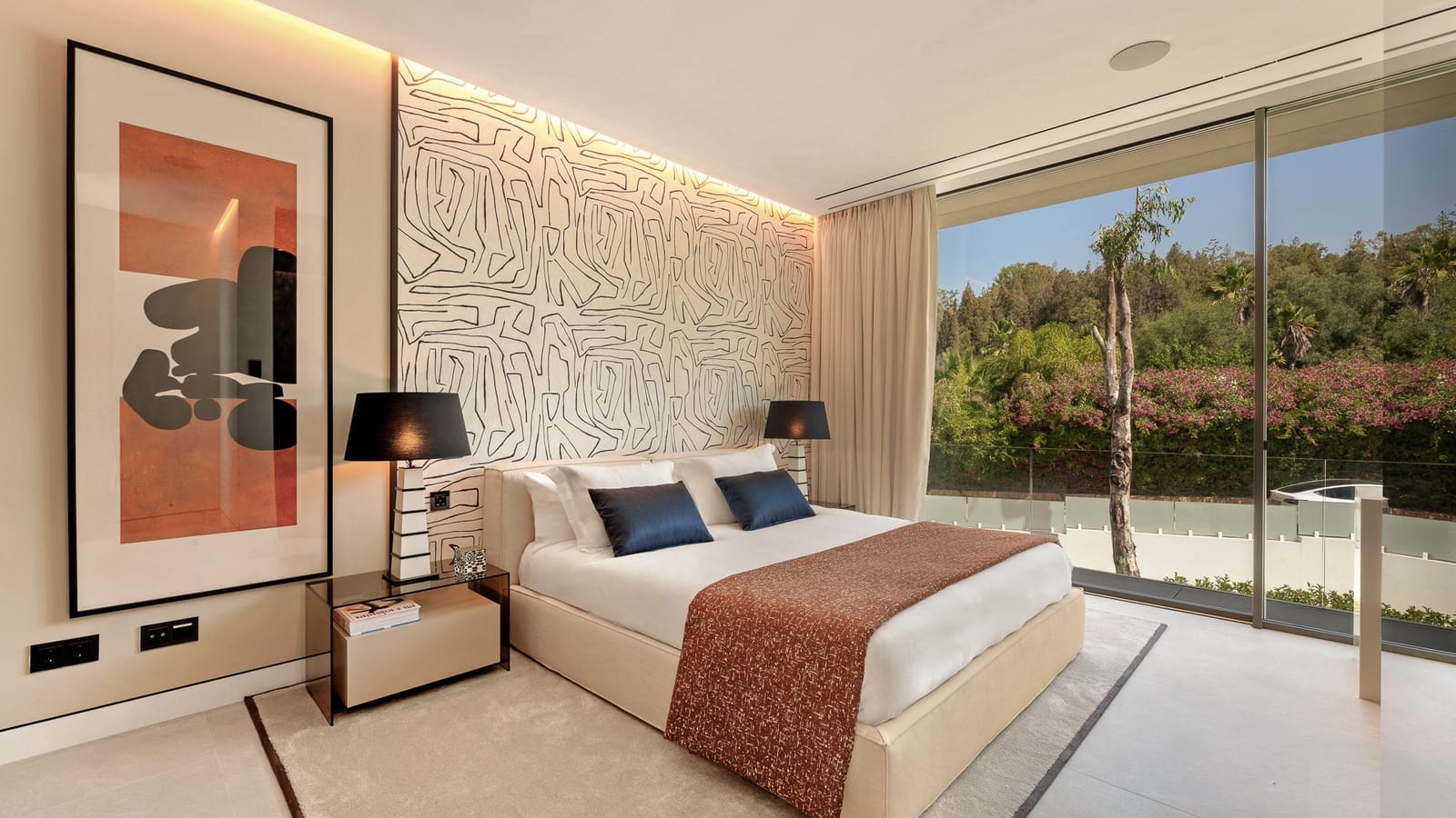 4 bedroom Semi-detached Villa for sale in Golden Mile with pool garage - € 7,900,000 (Ref: 9245976)