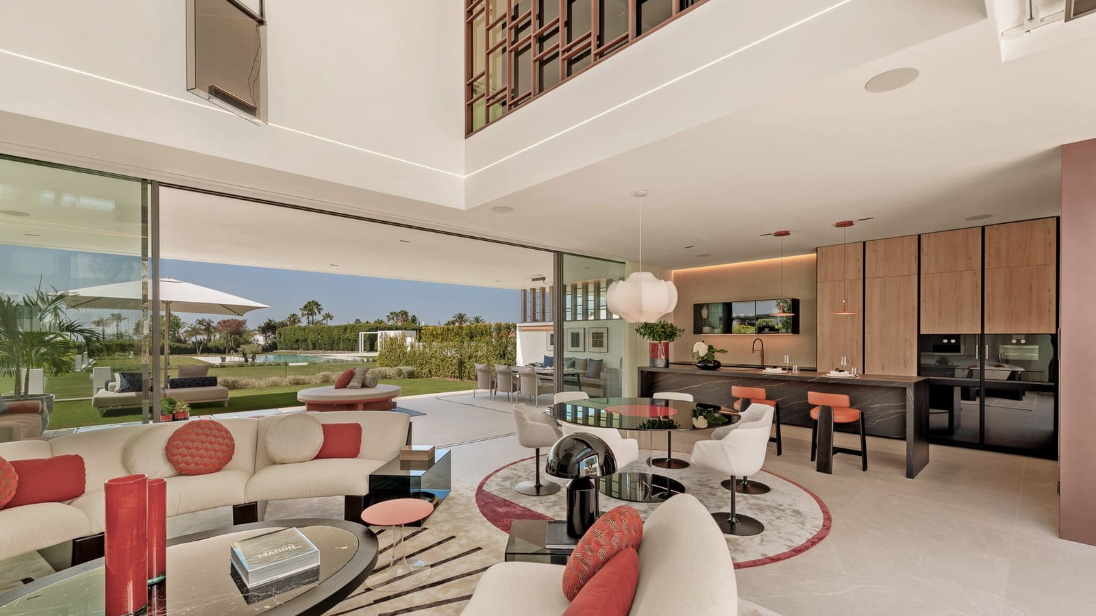 4 bedroom Semi-detached Villa for sale in Golden Mile with pool garage - € 7,900,000 (Ref: 9245976)