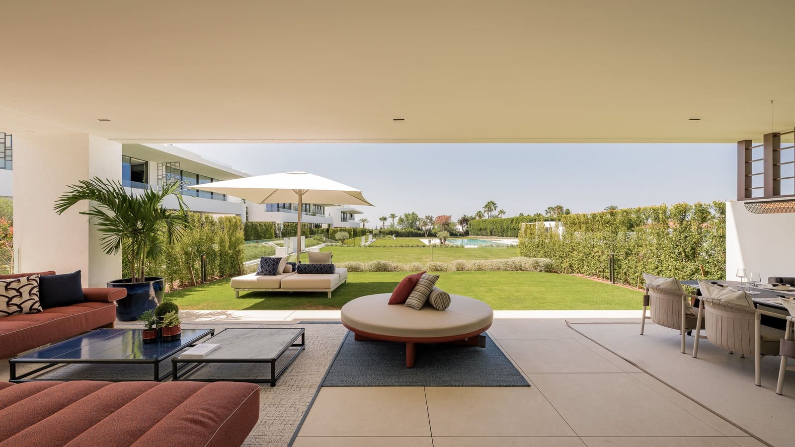 4 bedroom Semi-detached Villa for sale in Golden Mile with pool garage - € 7,900,000 (Ref: 9245976)