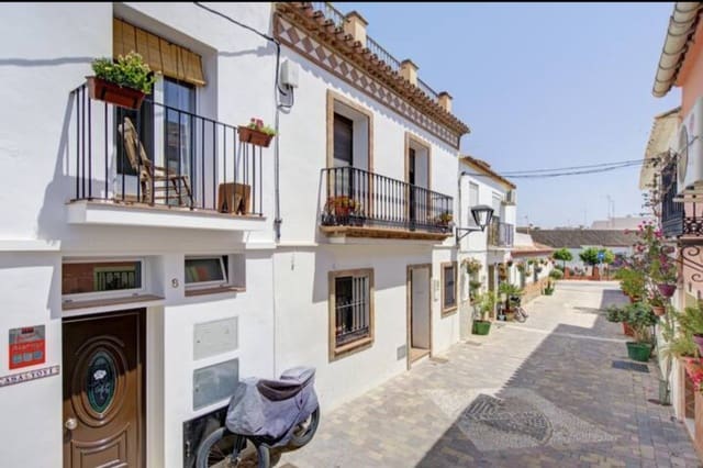 2 slaapkamer Huis te koop in Centro, Estepona - € 349.995 (Ref: 9245979)