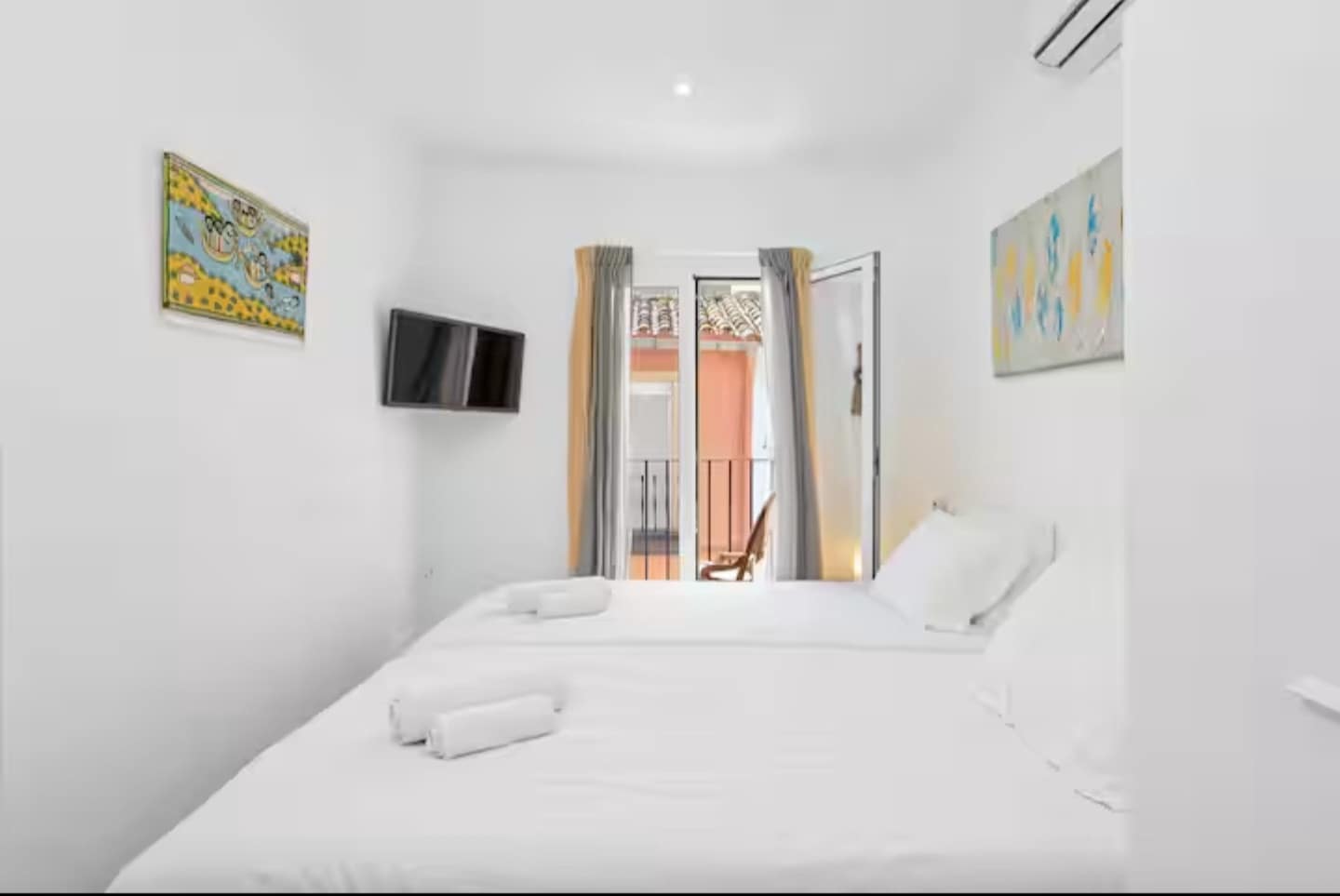 2 slaapkamer Huis te koop in Estepona - € 349.995 (Ref: 9245979)