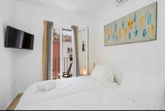 2 sovrum Hus till salu i Centro, Estepona - 349 995 € (Ref: 9245979)