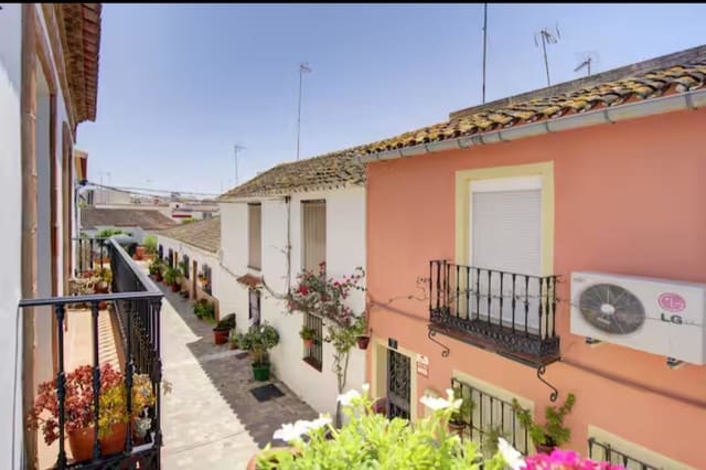 2 sovrum Hus till salu i Centro, Estepona - 349 995 € (Ref: 9245979)