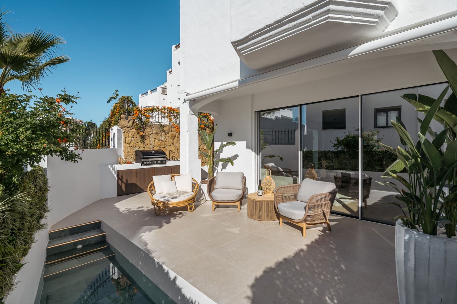 4 quarto Casa em Banda para venda em Marbella com piscina garagem - 1 950 000 € (Ref: 9245981)