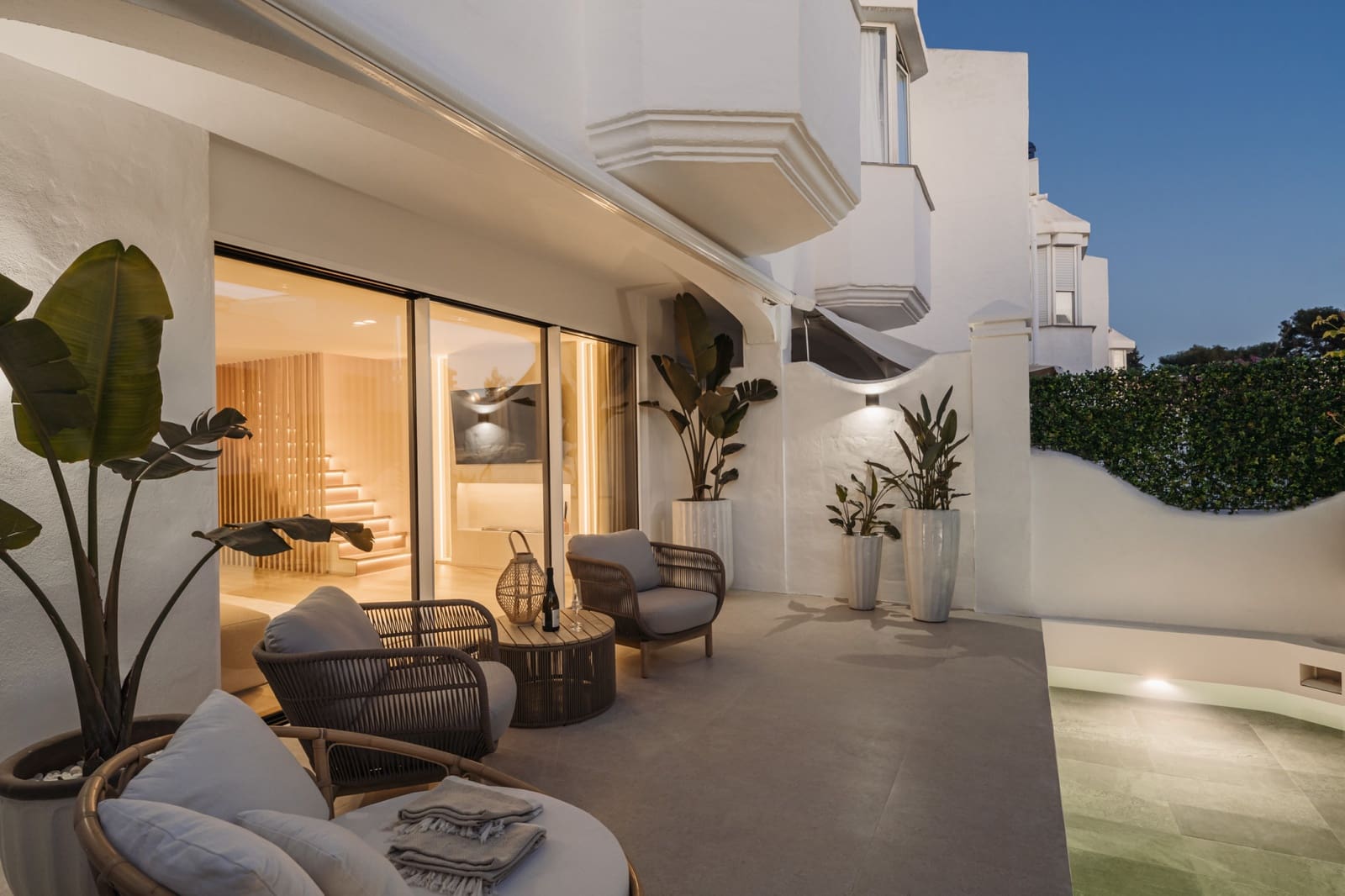 4 quarto Casa em Banda para venda em Marbella com piscina garagem - 1 950 000 € (Ref: 9245981)