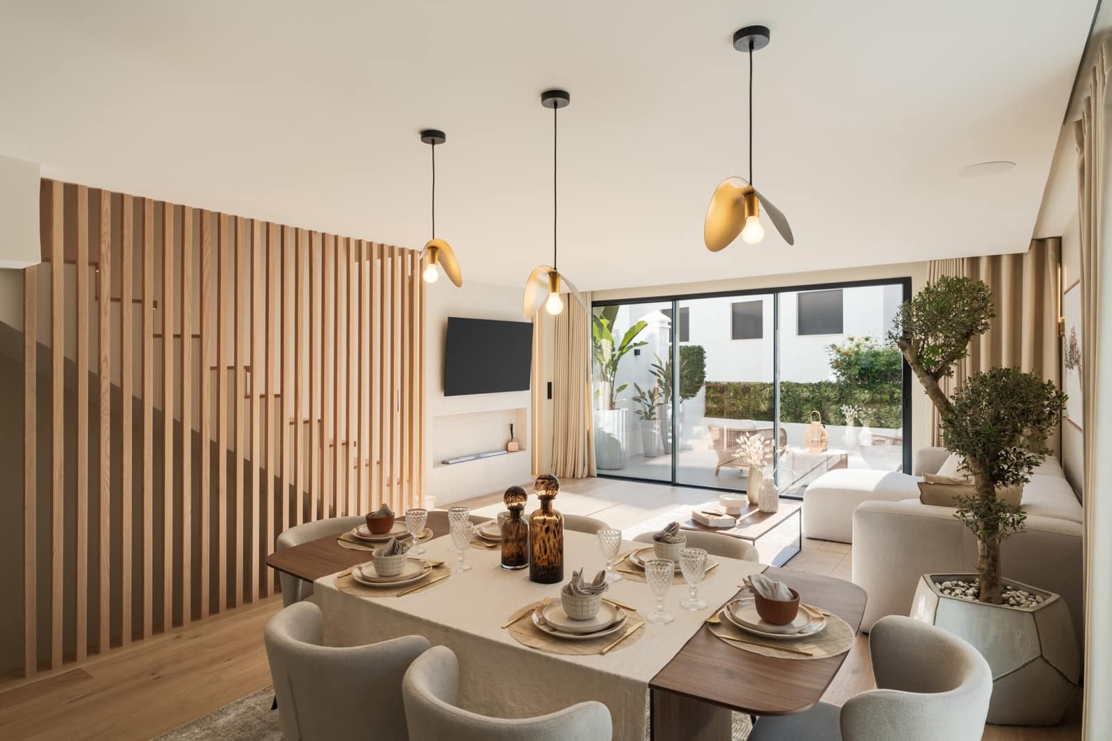 4 quarto Casa em Banda para venda em Marbella com piscina garagem - 1 950 000 € (Ref: 9245981)