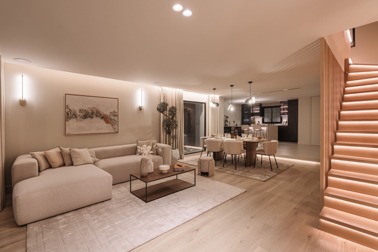 4 quarto Casa em Banda para venda em Marbella com piscina garagem - 1 950 000 € (Ref: 9245981)