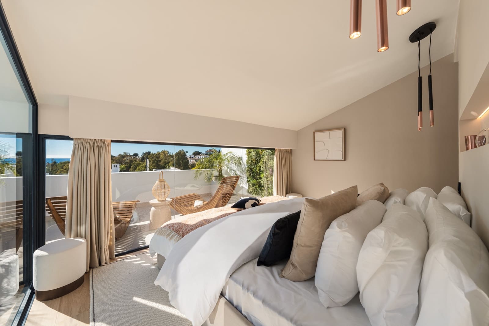 4 quarto Casa em Banda para venda em Marbella com piscina garagem - 1 950 000 € (Ref: 9245981)