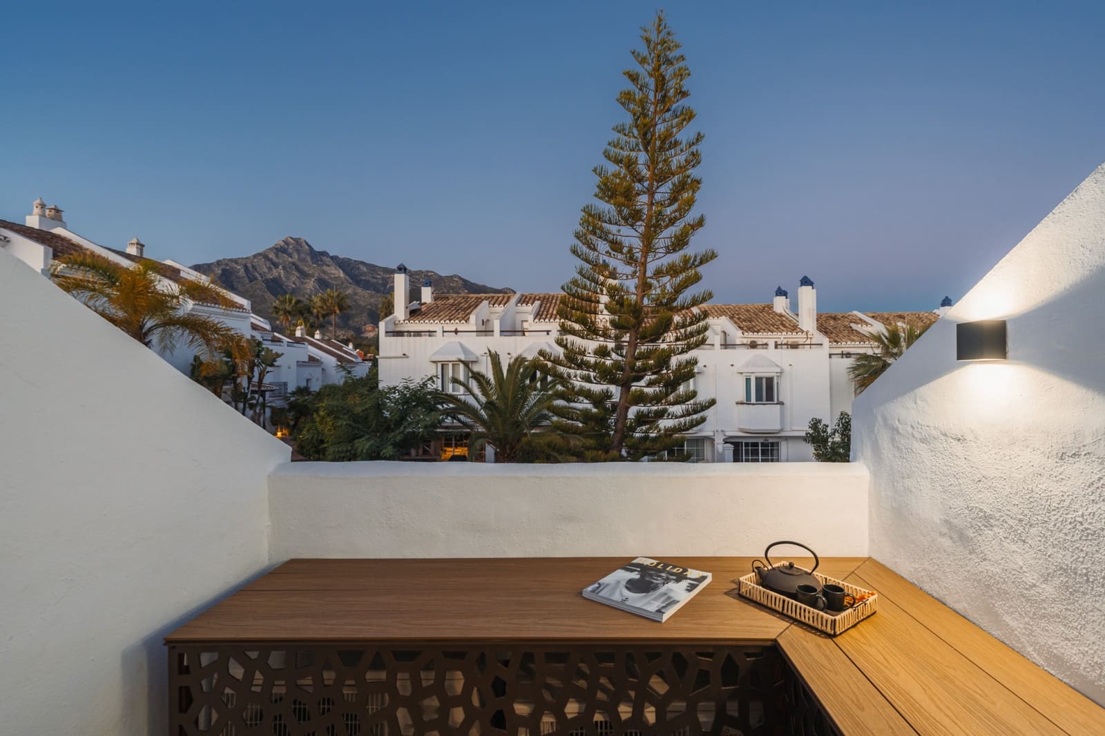 4 quarto Casa em Banda para venda em Marbella com piscina garagem - 1 950 000 € (Ref: 9245981)
