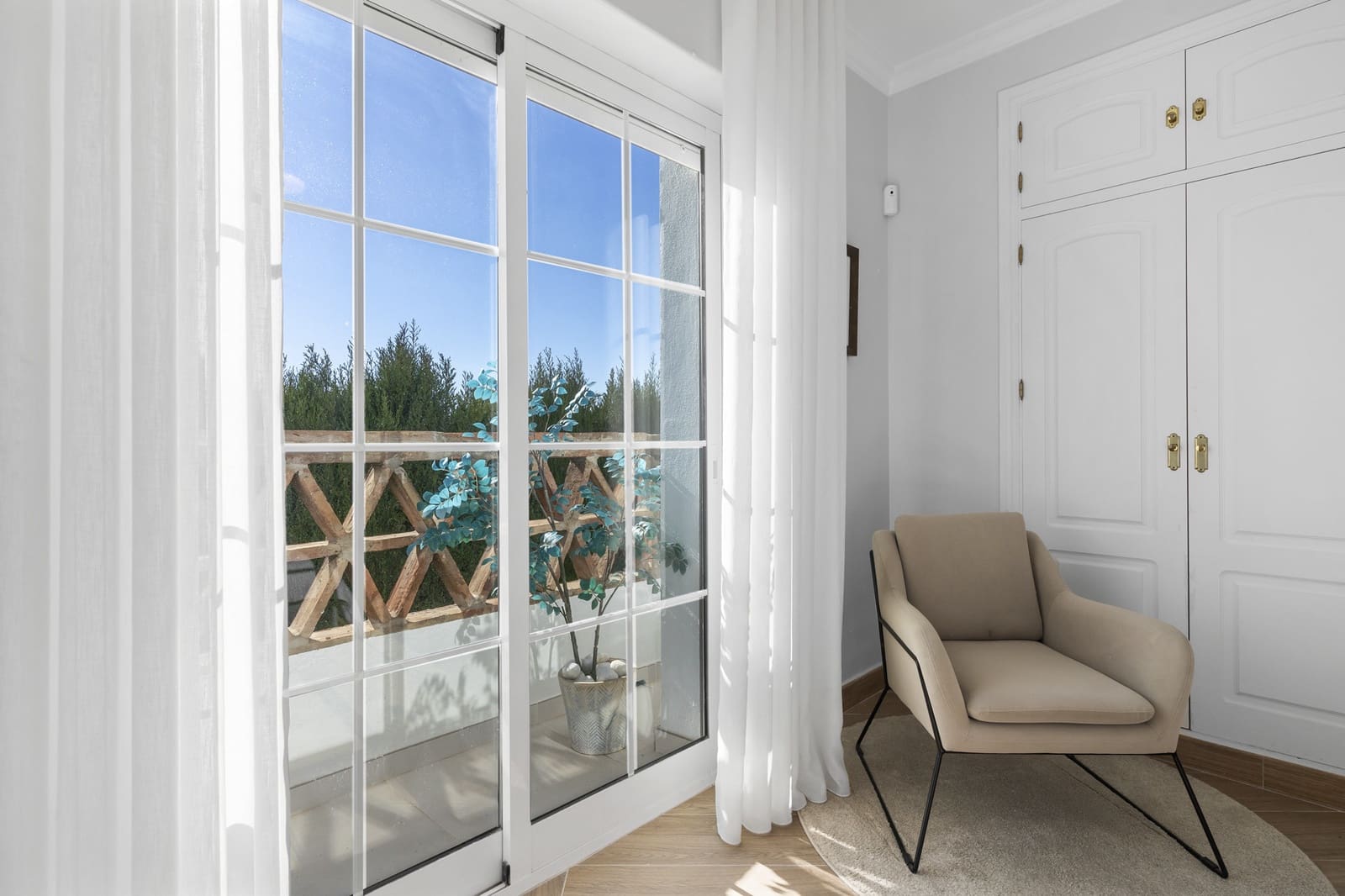 4 sovrum Villa till salu i Mijas Costa med pool garage - 999 000 € (Ref: 9245982)