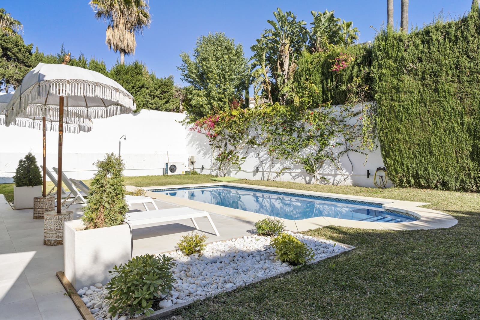 4 sovrum Villa till salu i Mijas Costa med pool garage - 999 000 € (Ref: 9245982)