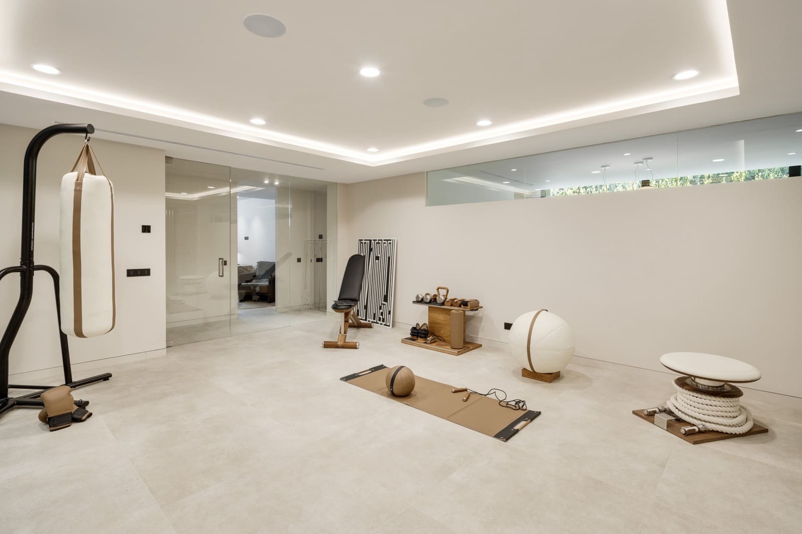 6 Zimmer Villa zu verkaufen in Marbella mit Pool Garage - 4.375.000 € (Ref: 9245986)